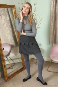 Only-Opaques Jessica B in a short skirt and grey tights